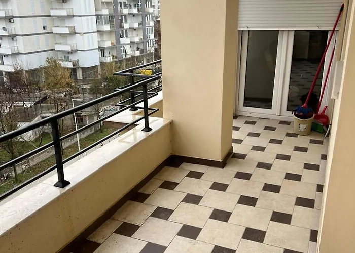 Rruga Sazani Pran Kral Ermal Apartament